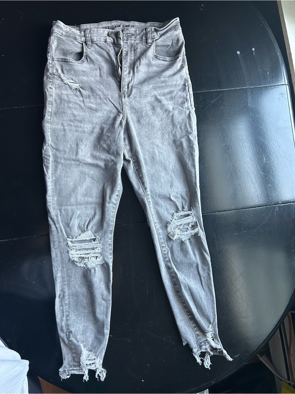 American Eagle Outfitters Gray Distressed Skinny Jeans